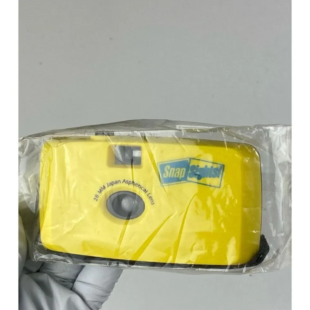 NOS Snap Sights Point & Shoot Film Camera 28mm Aspherical Lens Yellow Rare Japan